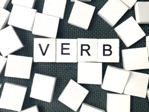 white-square-with-verb-2022-12-05-22-27-54-utc